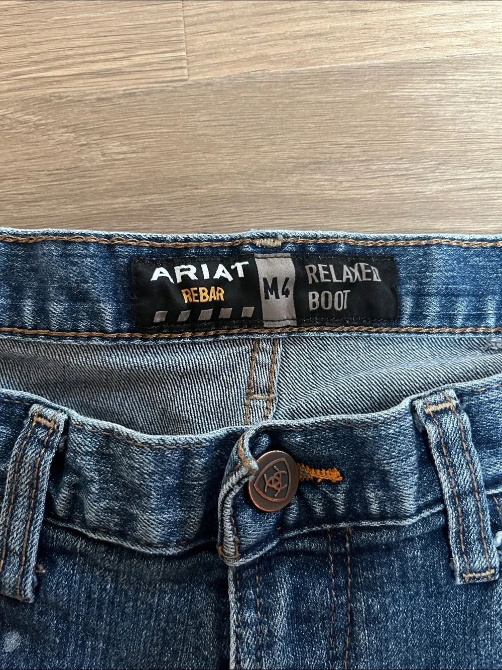 Ariat Men's Straight Leg Indigo Jeans Size 33/32